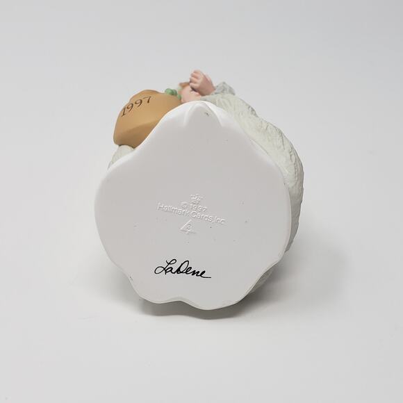 1997 Hallmark Kolyada Christmas Visitor Handcrafted Keepsake Holiday Ornament - Picture 9 of 10